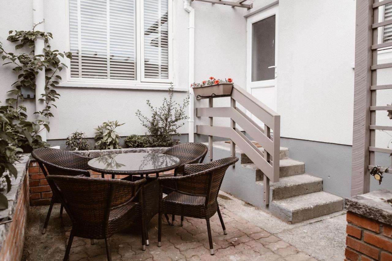 Kilmore Guesthouse Kilkenny Exterior photo